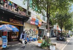 Giá Nhà Phố Trung Tâm TP.HCM Đi Ngang: Dấu Hiệu Của Một Giai Đoạn Trầm Lắng